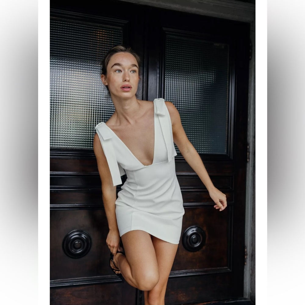 Zara White Backless Mini Dress with Bow Strap Detail